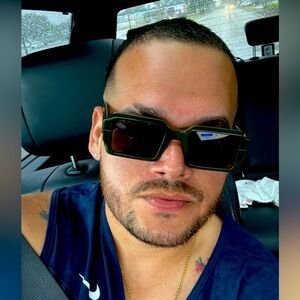 Meet your Posher, Ronnier